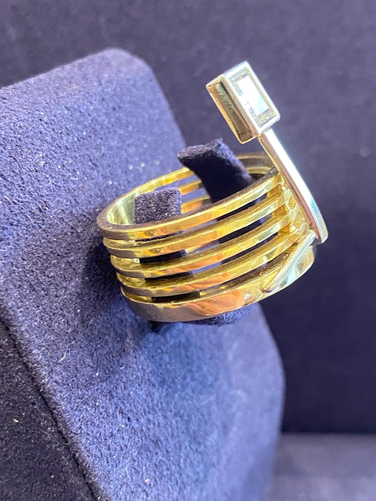 Janine Renard (1947), Bague Tiare Moderniste Or & Diamant