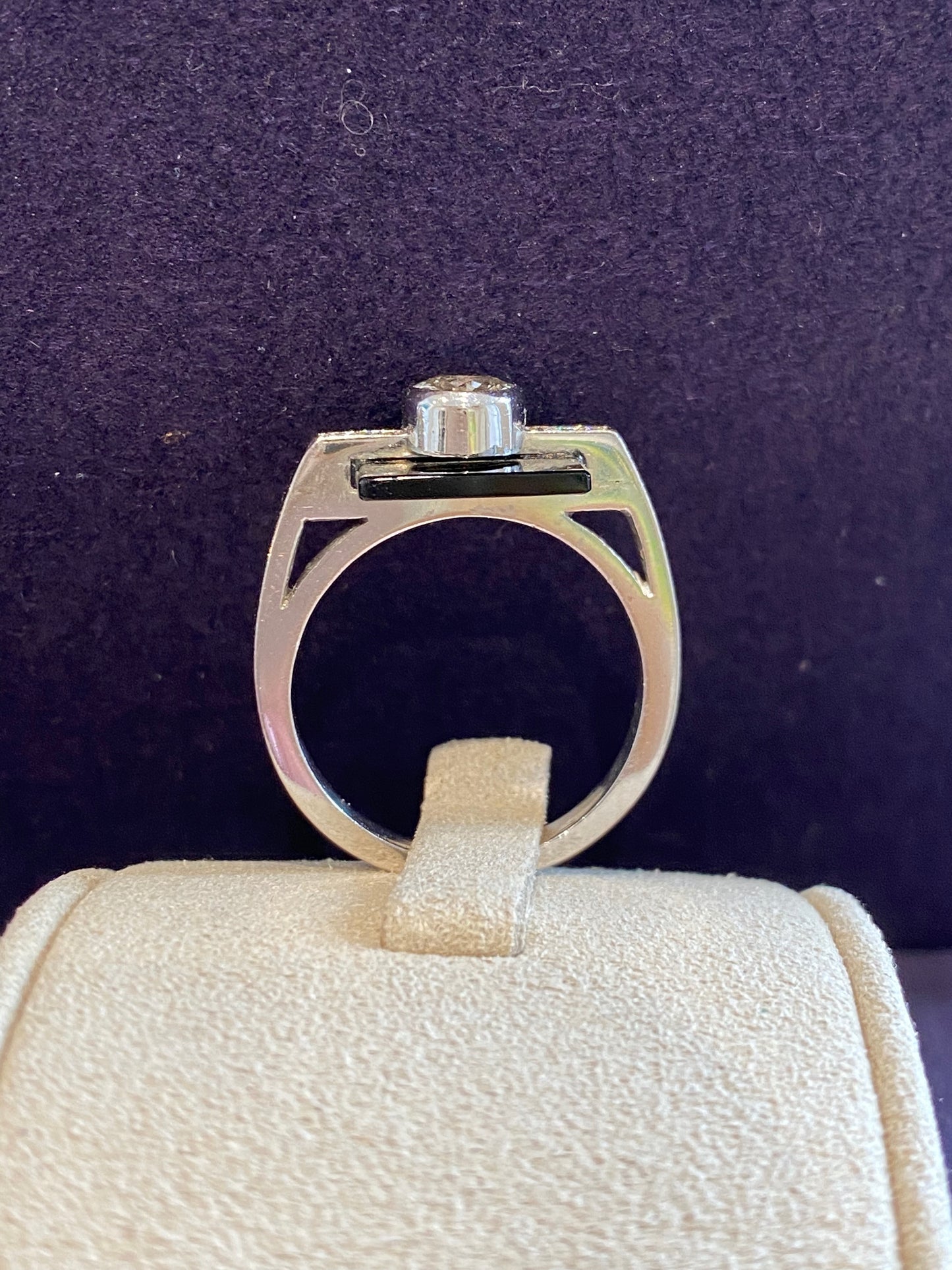 ART DECO STYLE RING, DIAMONDS & ONYX