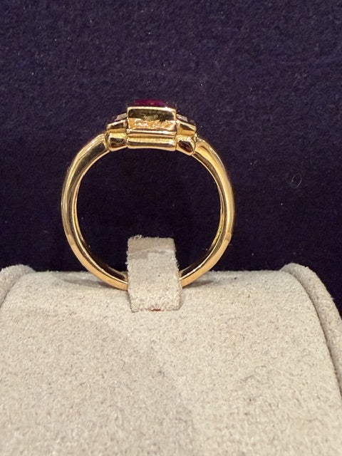 BAGUE MODERNE POMPADOUR STYLISEE RUBIS & DIAMANTS