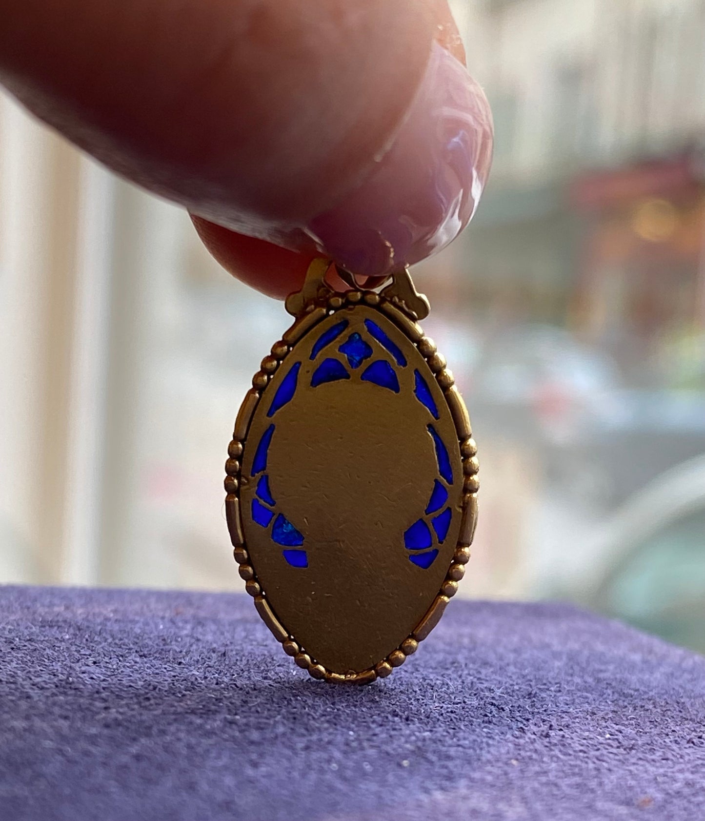 MEDAL OF THE VIRGIN Plique-à-jour ENAMEL