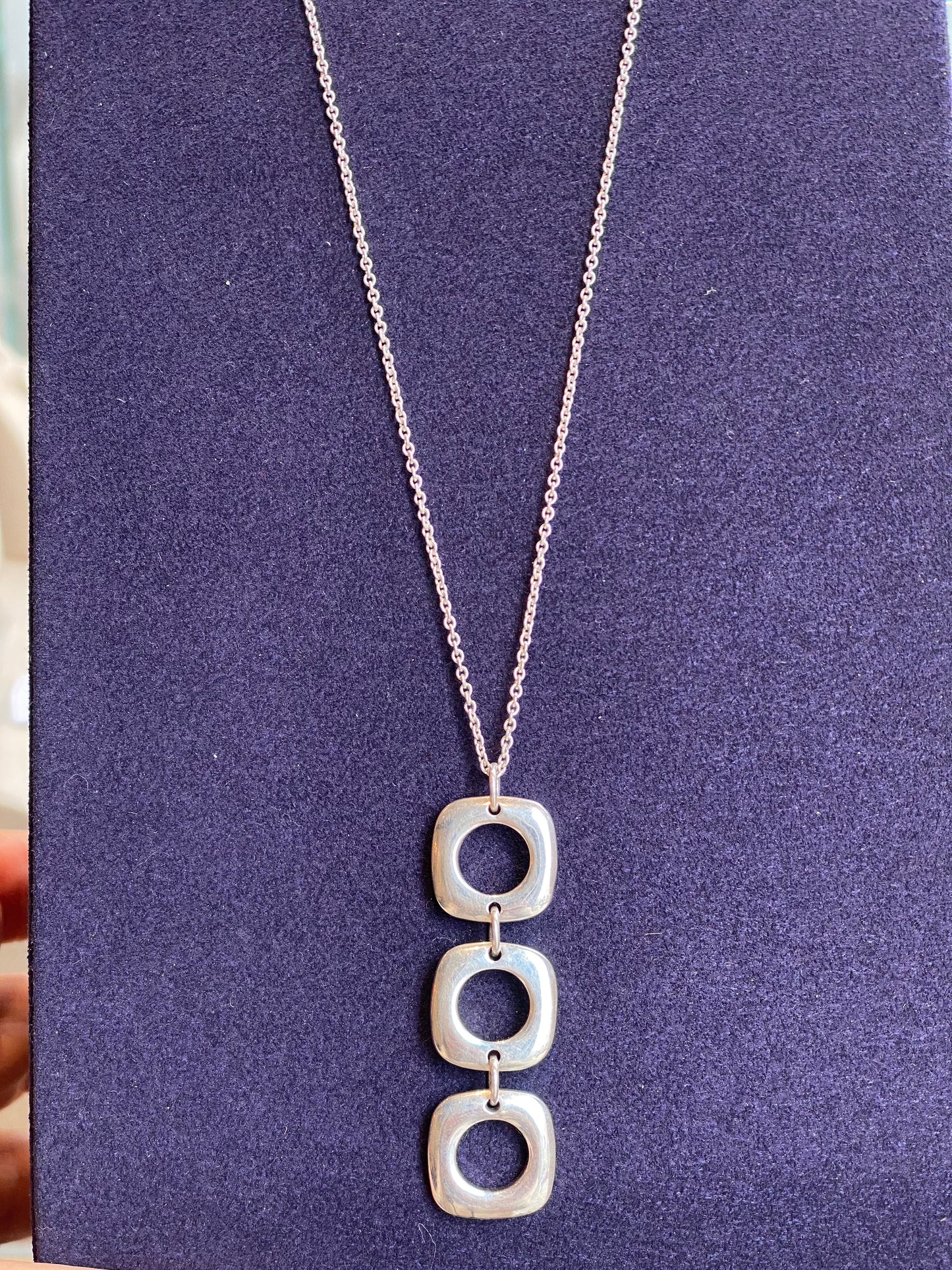 TIFFANY & Co PAR ELSA PERETTI, COLLIER PENDENTIF "COUSSINS"