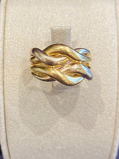 BAGUE EN OR A MOTIF DE TORSADES