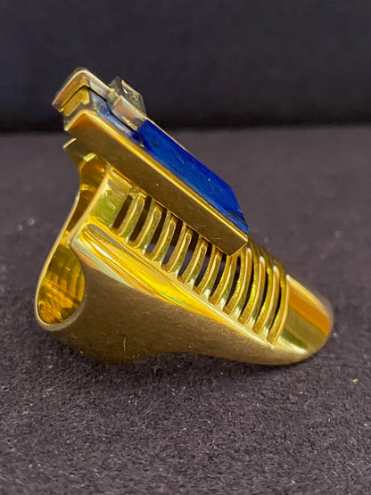 JANINE RENARD (1947),  BAGUE MODERNISTE LAPIS LAZULI DIAMANT