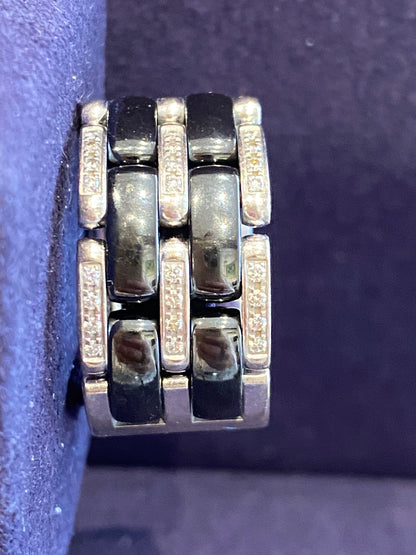 CHANEL, BAGUE ULTRA  CERAMIQUE  & DIAMANTS