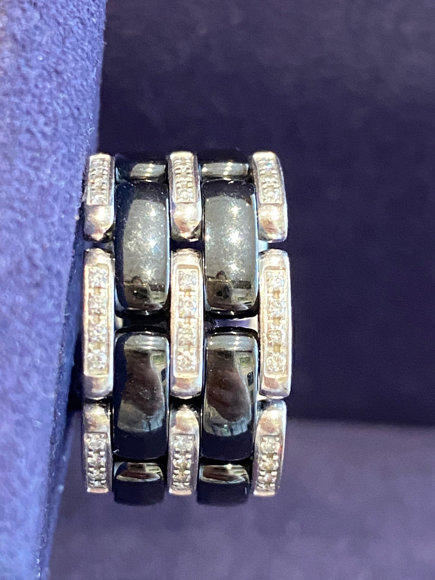 CHANEL, BAGUE ULTRA  CERAMIQUE  & DIAMANTS