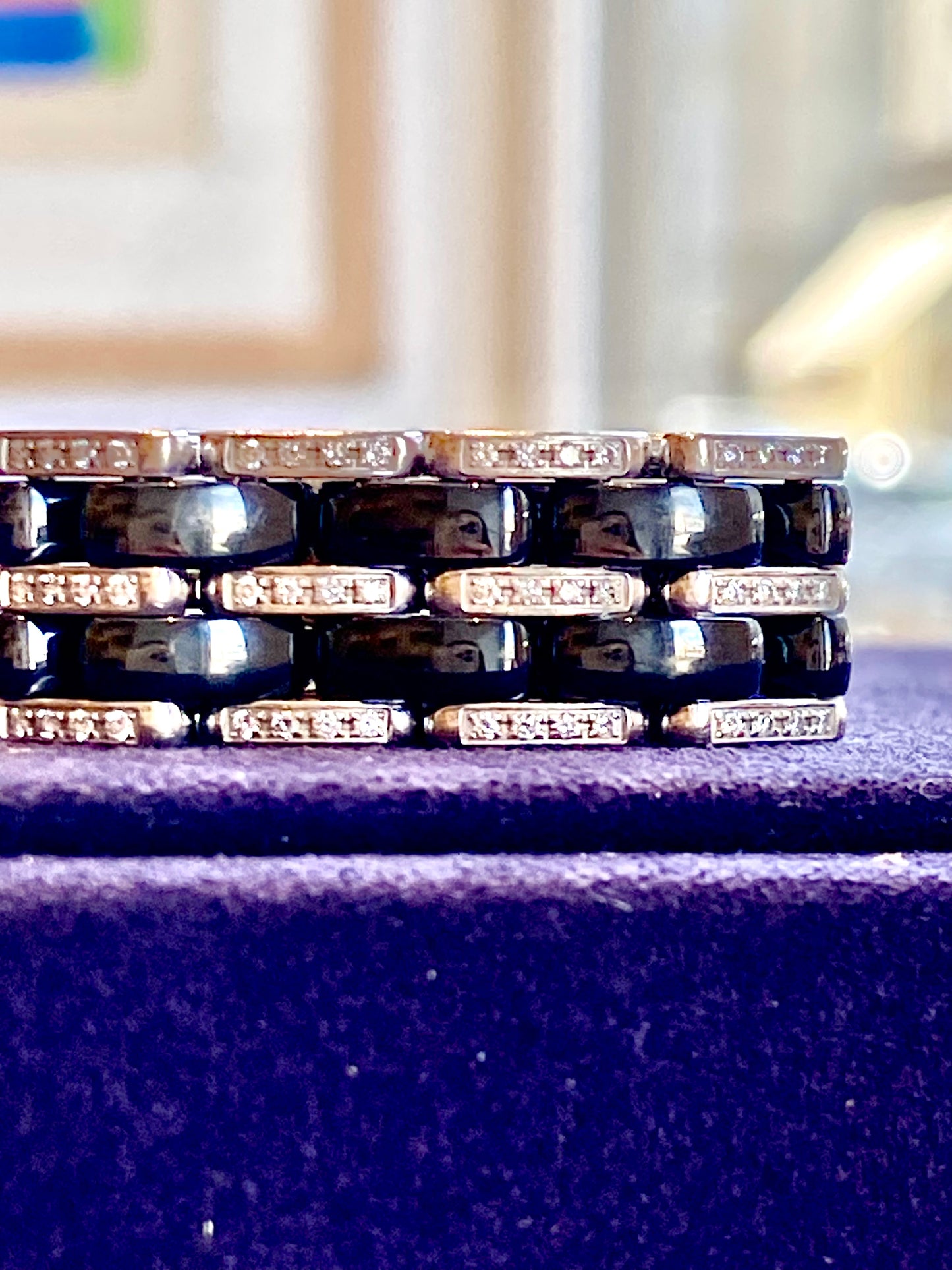 CHANEL, BAGUE ULTRA  CERAMIQUE  & DIAMANTS