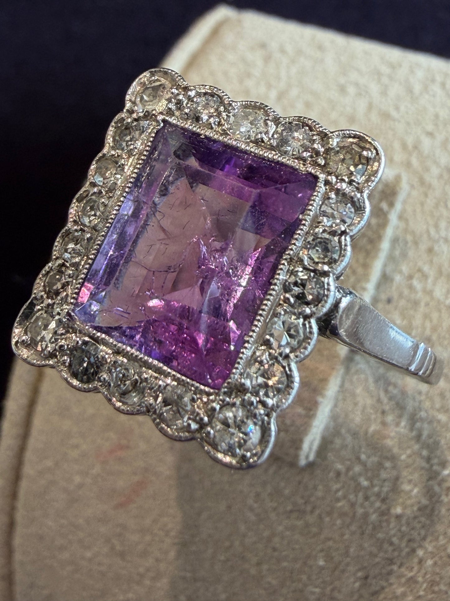 BAGUE ANCIENNE AMETHYSTE & DIAMANTS