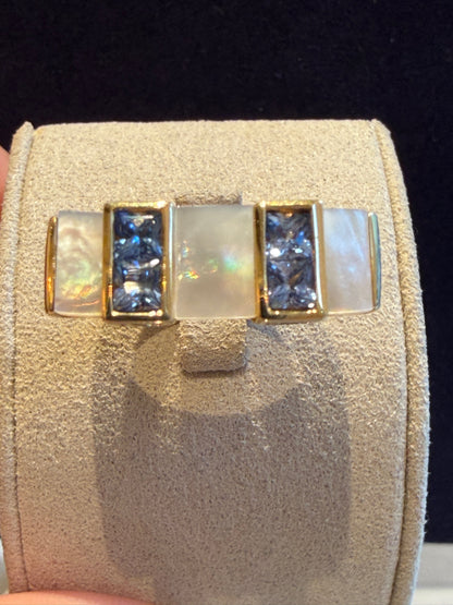 BAGUE MODERNISTE NACRE & SAPHIRS