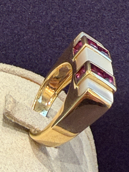 BAGUE MODERNISTE NACRE & SAPHIRS ROSES