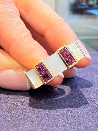 BAGUE MODERNISTE NACRE & SAPHIRS ROSES