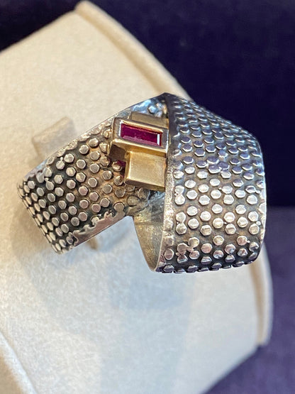JANINE RENARD (1947), BAGUE MODERNISTE