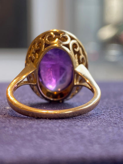 BAGUE ANCIENNE EN OR JAUNE & AMETHYSTE CABOCHON