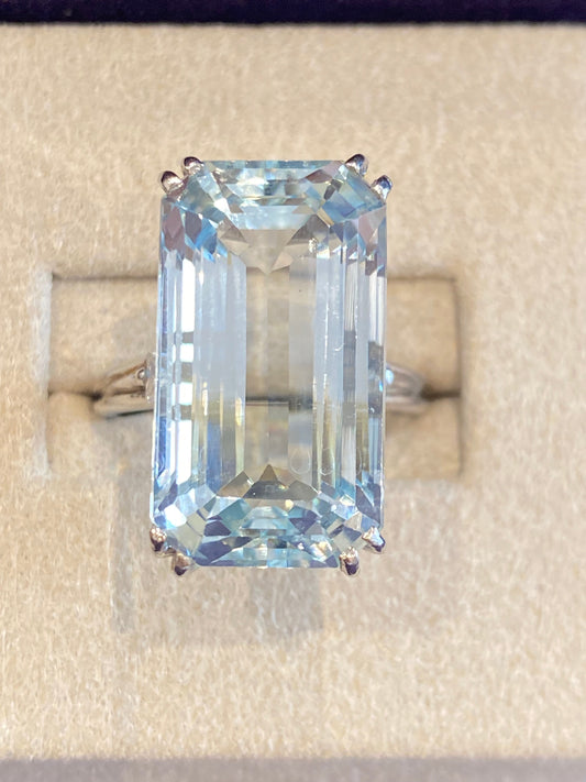 BAGUE COCKTAIL AIGUE-MARINE & DIAMANTS 60'