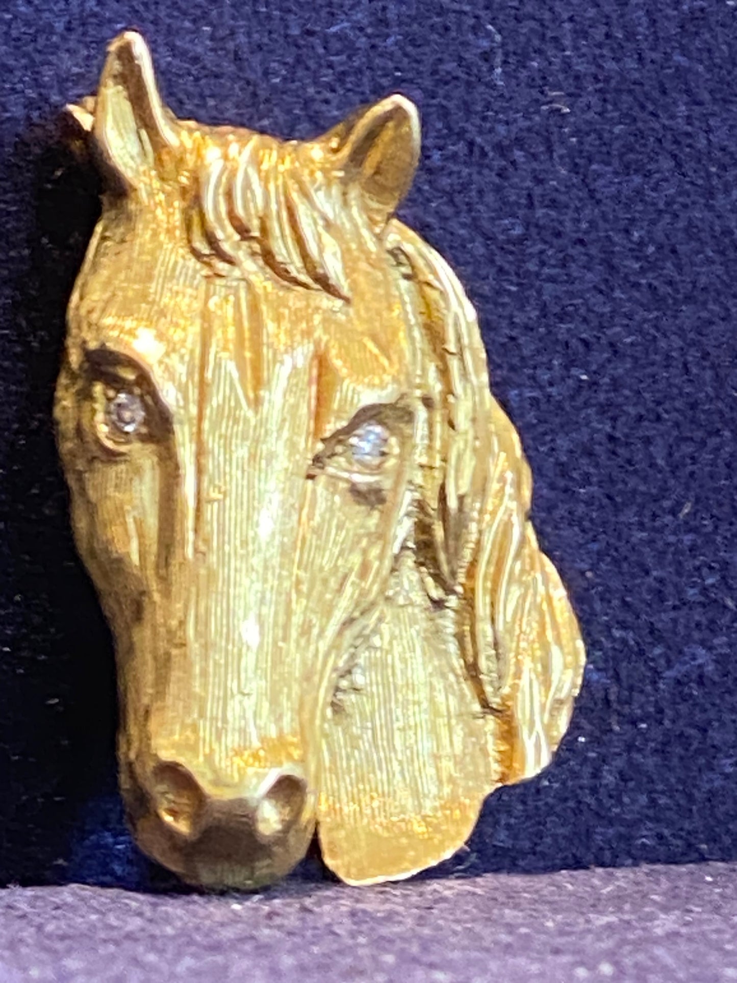 BROCHE CHEVAL EN OR & DIAMANTS