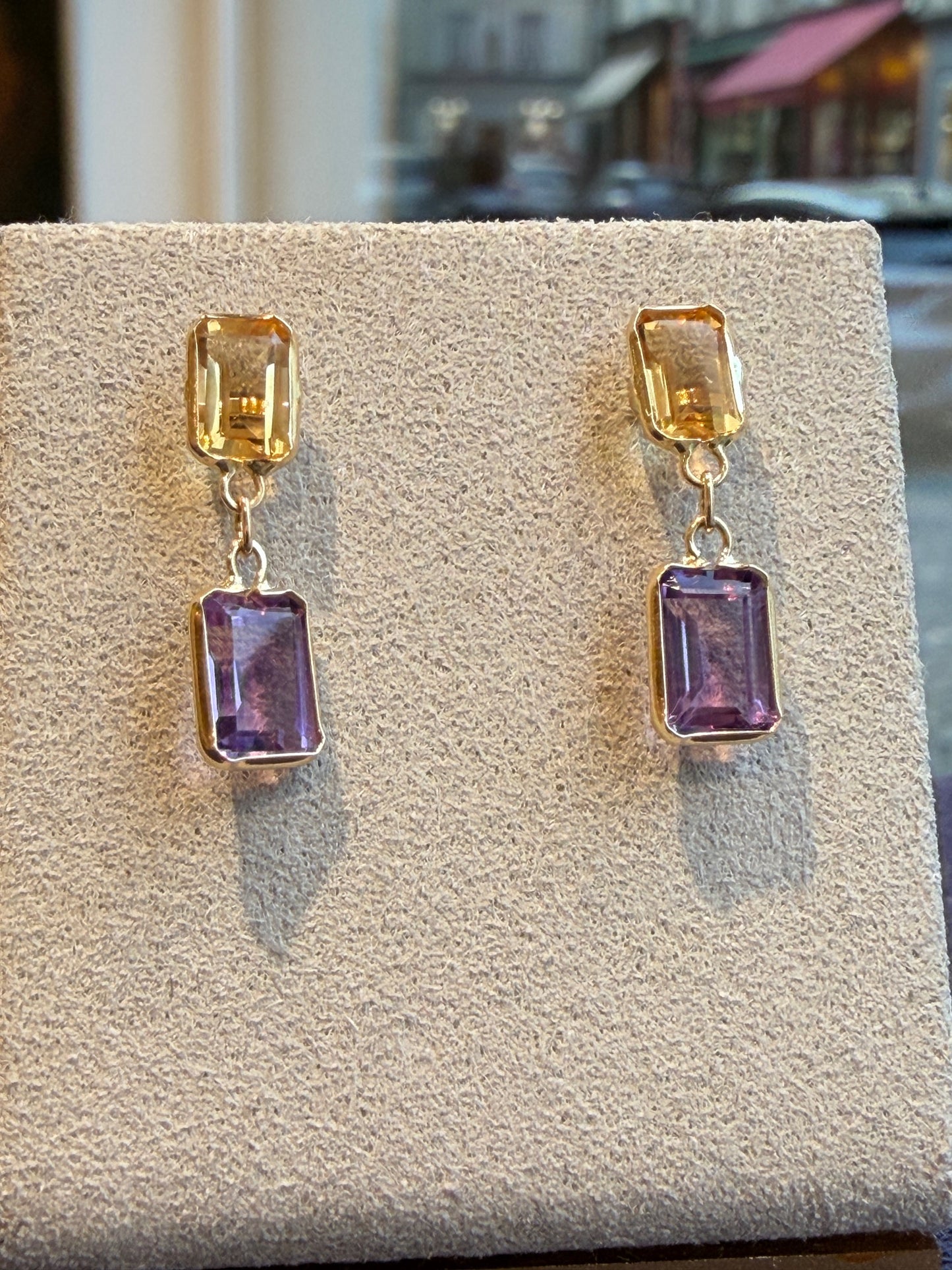 BOUCLES D'OREILLES EN OR CITRINES & AMETHYSTES