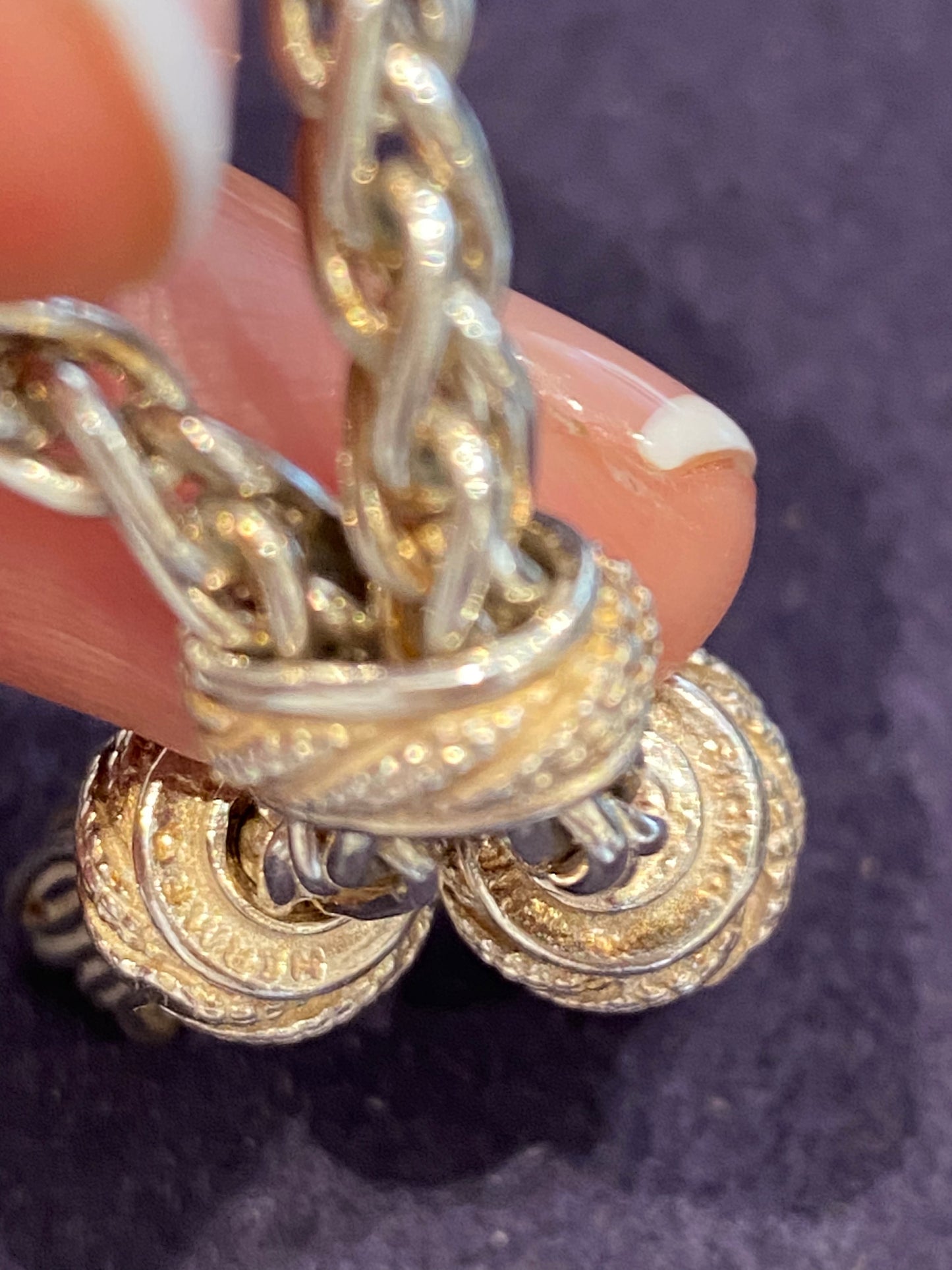 GAETAN DE PERCIN POUR HERMES, PORTE CLEFS EN ARGENT MOTIFS POMPONS