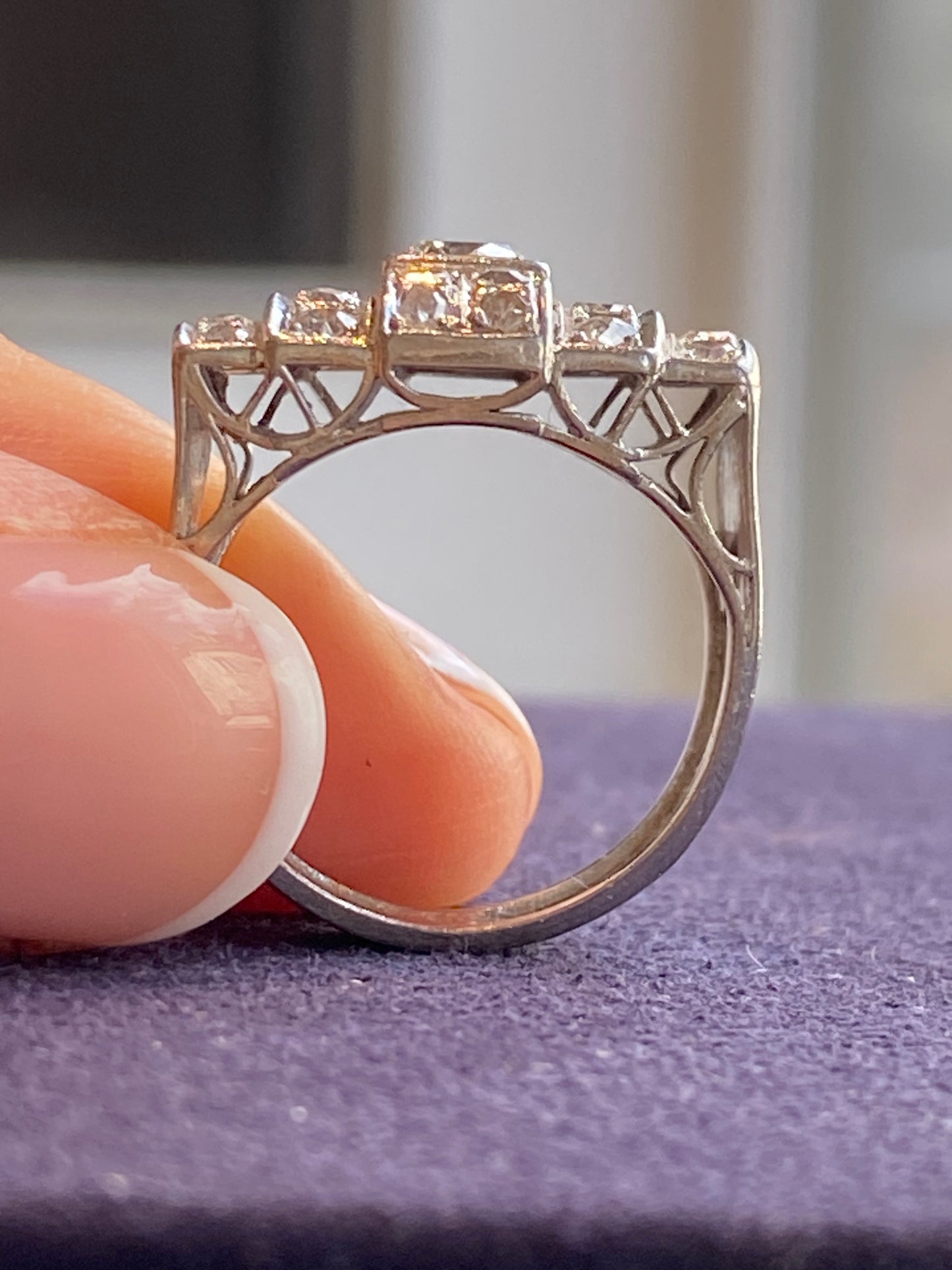 BAGUE  ART DECO PLATINE & DIAMANTS