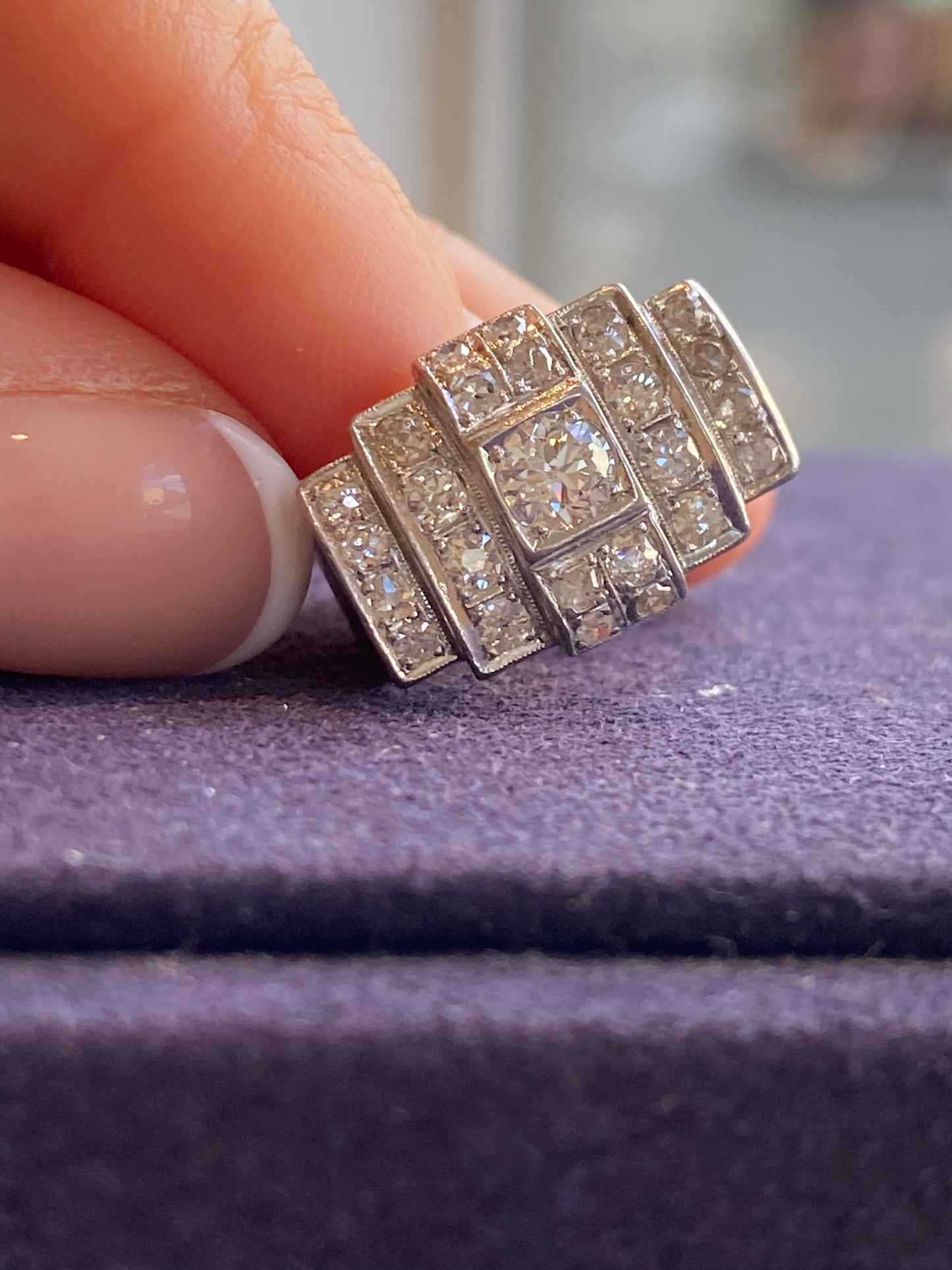 BAGUE  ART DECO PLATINE & DIAMANTS