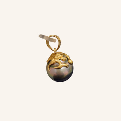 Gold & Tahitian Pearl Pendant